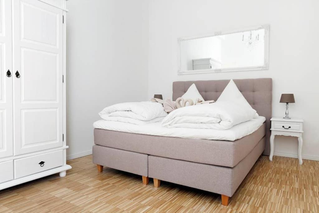 Sc 06 By Rockchair Apartments L Superhost Status L 4 Bedrooms Boxspringbeds 2 Bathrooms Balcony Elevator - Cozy Family & Business Flair Welcomes You! Berlin Exteriör bild