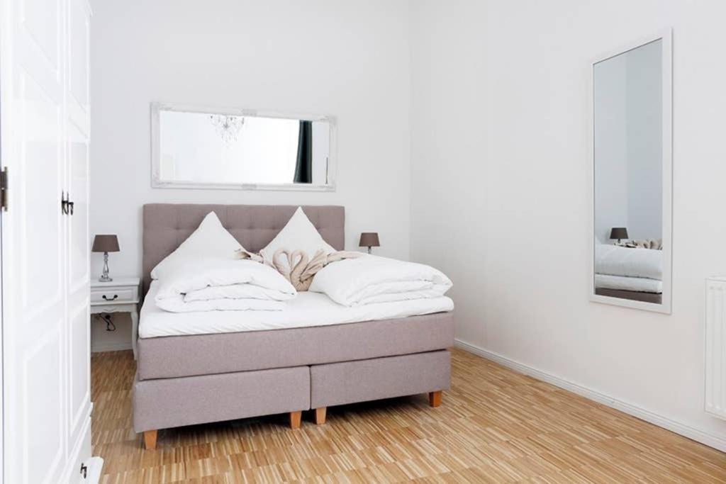 Sc 06 By Rockchair Apartments L Superhost Status L 4 Bedrooms Boxspringbeds 2 Bathrooms Balcony Elevator - Cozy Family & Business Flair Welcomes You! Berlin Exteriör bild