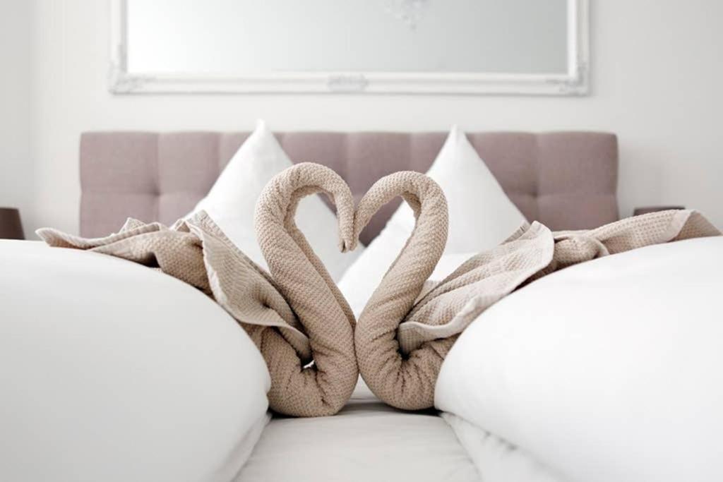Sc 06 By Rockchair Apartments L Superhost Status L 4 Bedrooms Boxspringbeds 2 Bathrooms Balcony Elevator - Cozy Family & Business Flair Welcomes You! Berlin Exteriör bild