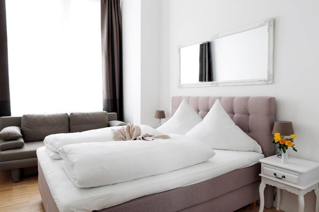 Sc 06 By Rockchair Apartments L Superhost Status L 4 Bedrooms Boxspringbeds 2 Bathrooms Balcony Elevator - Cozy Family & Business Flair Welcomes You! Berlin Exteriör bild