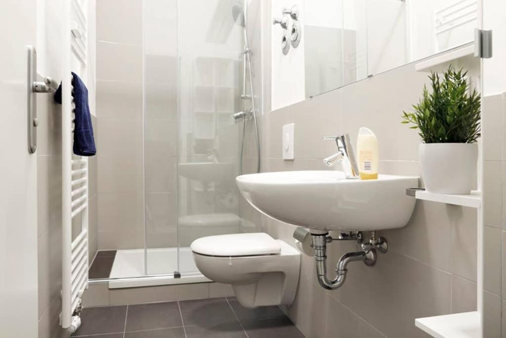 Sc 06 By Rockchair Apartments L Superhost Status L 4 Bedrooms Boxspringbeds 2 Bathrooms Balcony Elevator - Cozy Family & Business Flair Welcomes You! Berlin Exteriör bild